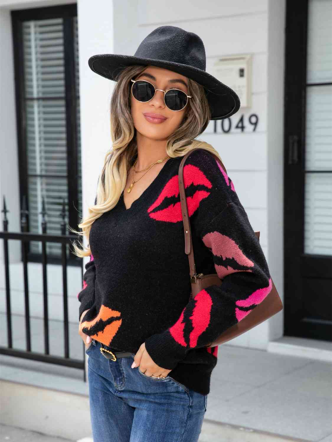 Lip V-Neck Drop Shoulder Sweater - Image 5