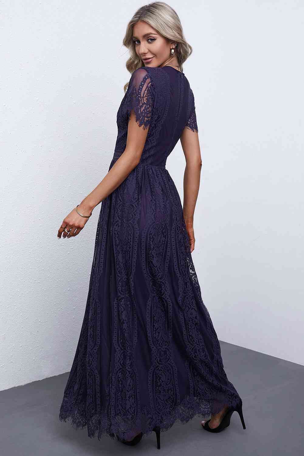 Scalloped Trim Lace Plunge Dress - Image 25