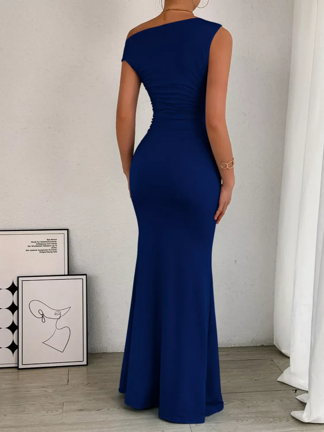 Black One-Shoulder Ruched Bodycon Maxi Dress - Image 2