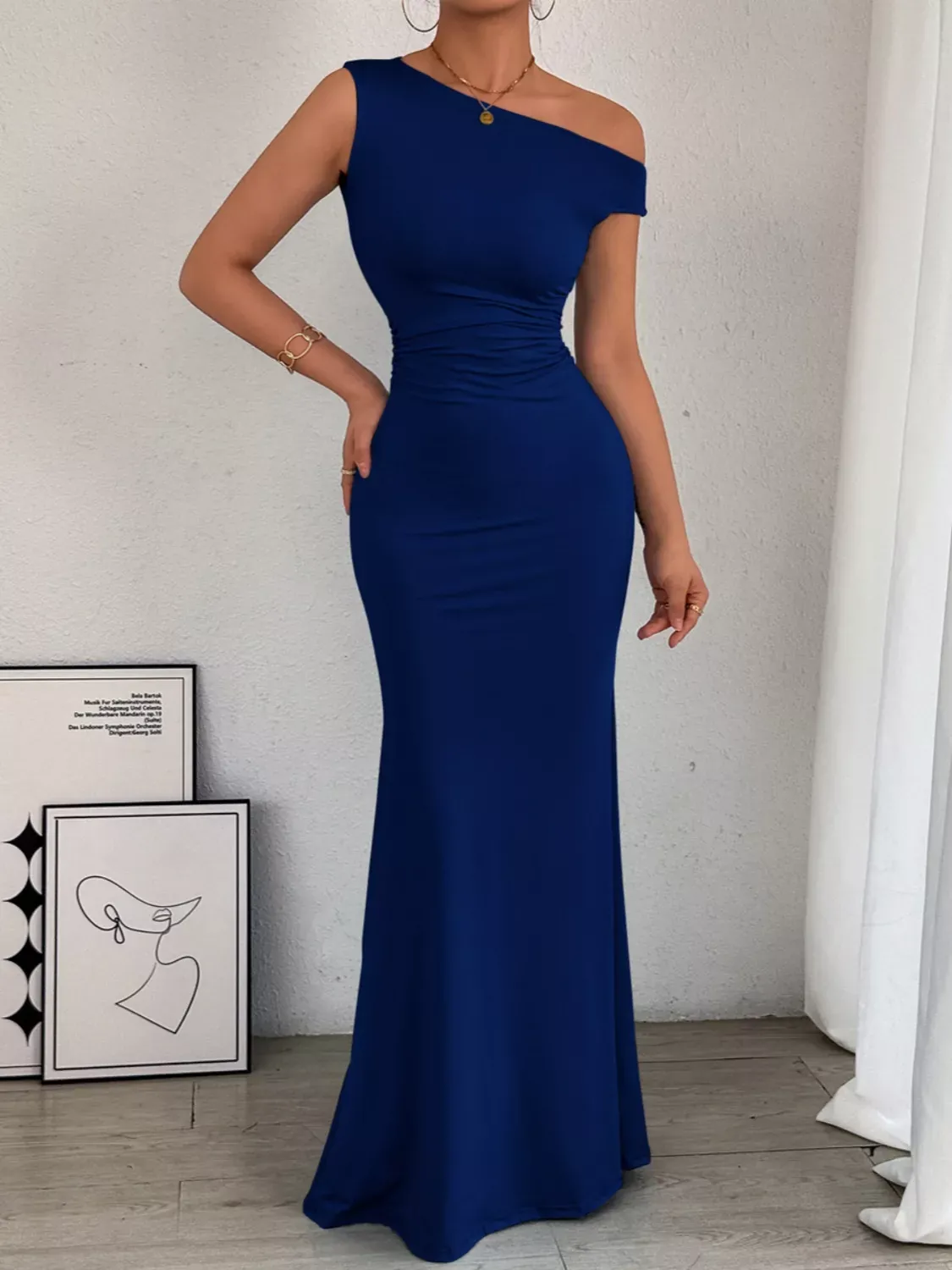 Black One-Shoulder Ruched Bodycon Maxi Dress - Image 3