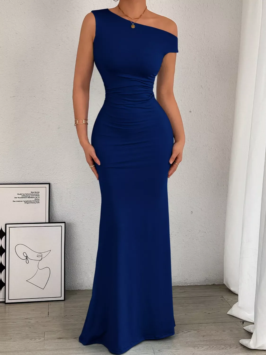 Black One-Shoulder Ruched Bodycon Maxi Dress - Image 5